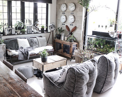 Las 50 sombras de… juega con Grey en interiores.